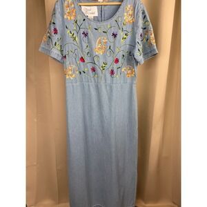 Vintage 1990s Sarah Elizabeth embroidered Boho Cottagecore denim maxi dress 8